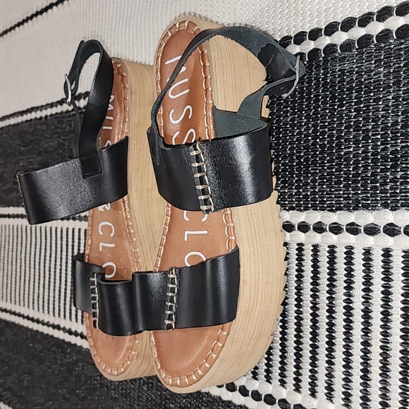 Musse and cloud wedges size 39 used twice - Picture 1 of 5